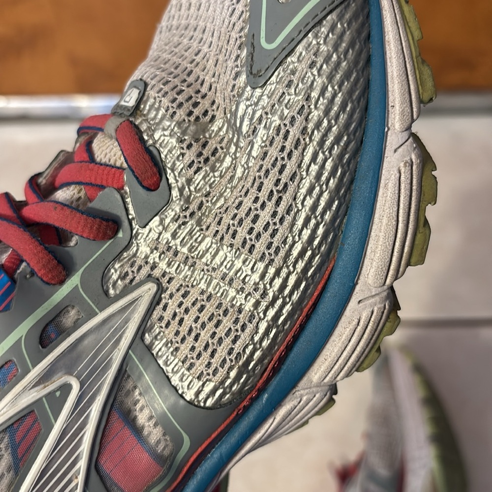 Brooks Size 8.5 Ravenna Athletic Shoes - Picture 12 of 17